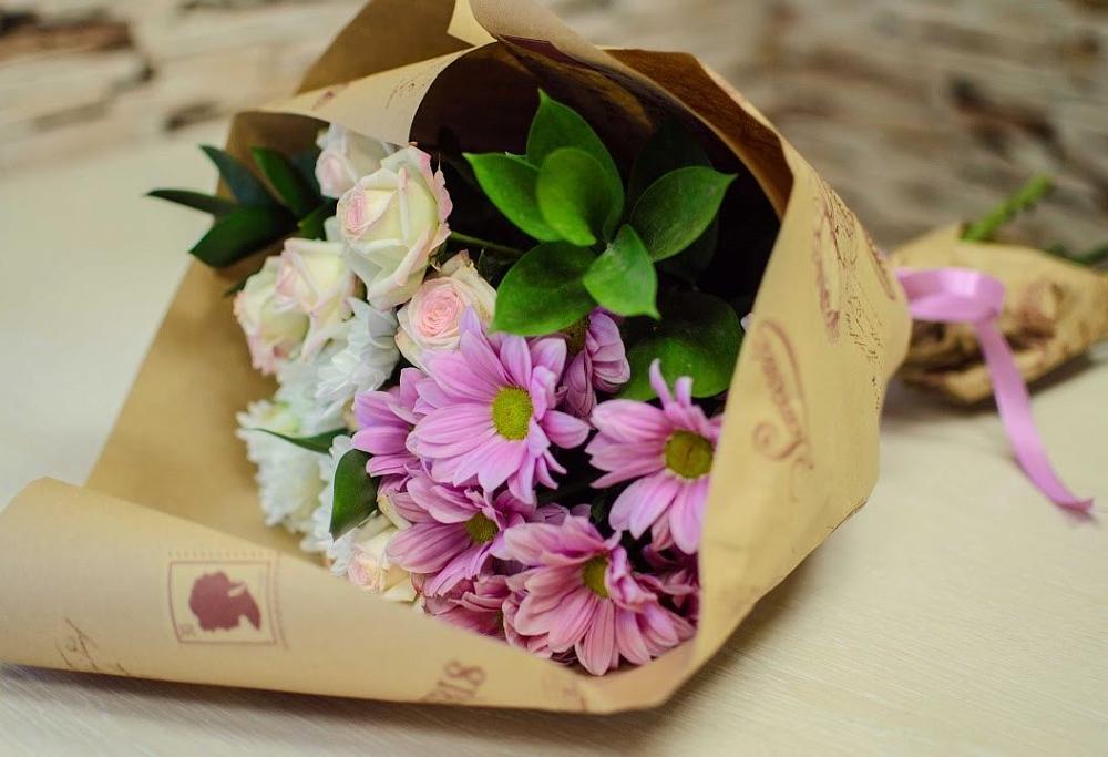 Букет цветов из: Розы и Хризантемы в Мельниково