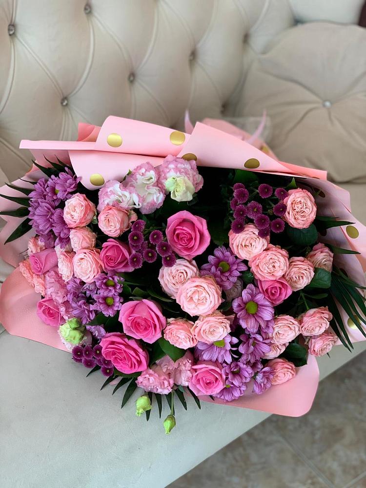 Букет цветов из: Хризантемы, Розы и Лизиантусы в Мельниково