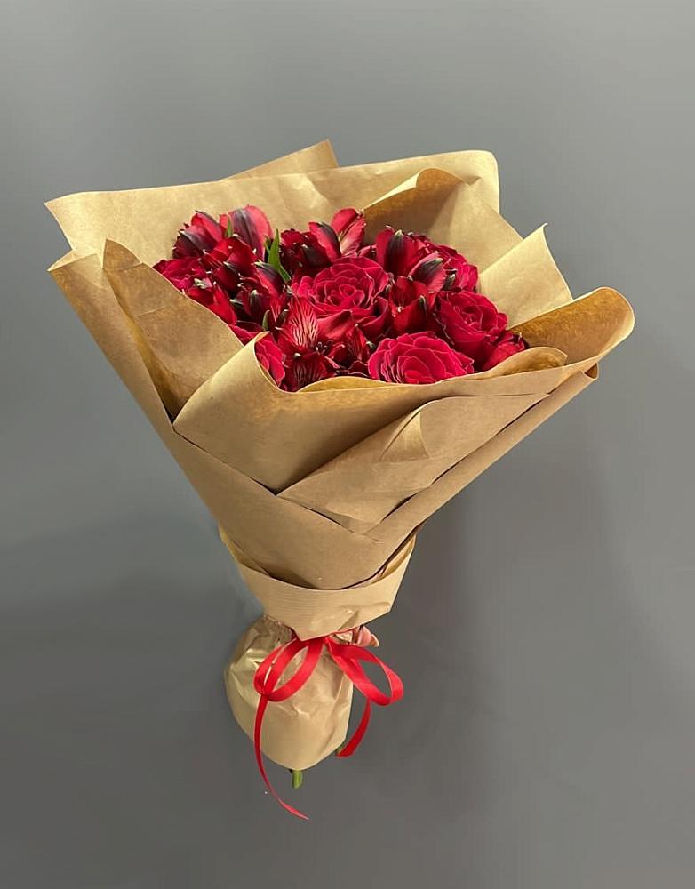 Букет цветов из: Альстромерии и Розы в Мельниково