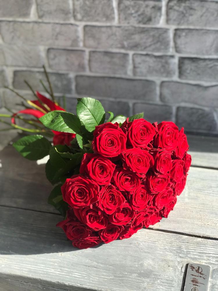 Букет Красные розы Фридом в Мельниково
