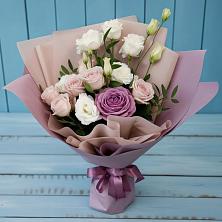 Букет цветов из:  Розы и Лизиантусы в Мельниково