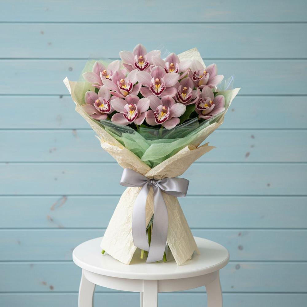 Букет цветов из: Орхидеи и Розы в Мельниково