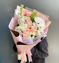 Букет цветов из:  Хризантемы и Розы в Мельниково