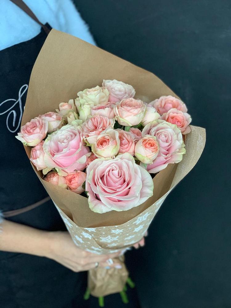 Букет цветов из: Хризантемы и Розы в Мельниково