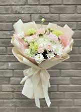 Букет цветов из:  Гвоздики, Розы, Лизиантусы и Хризантемы в Мельниково